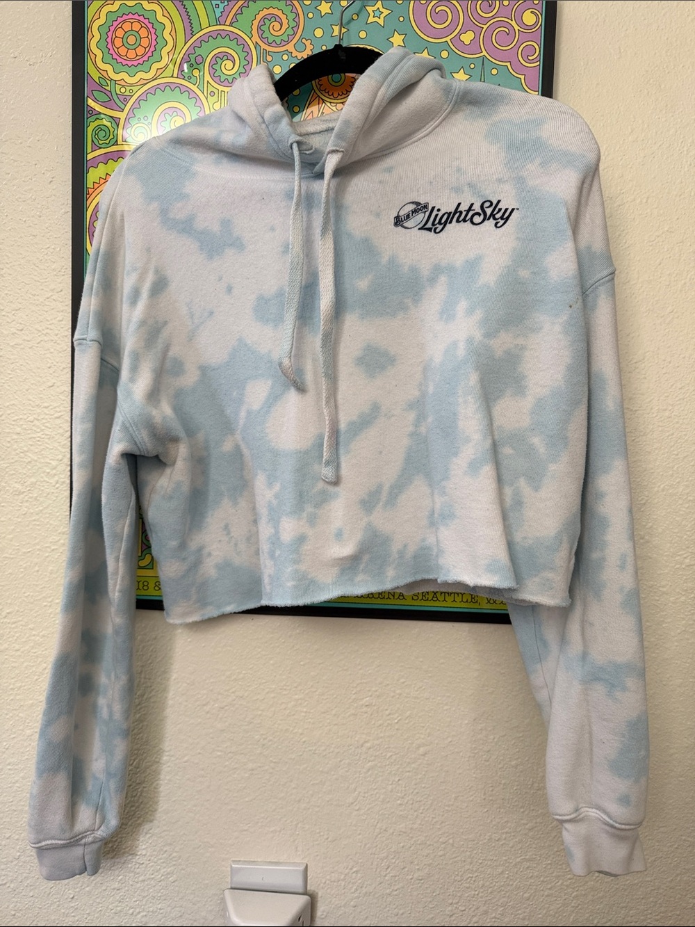 LightSky Women's Cropped Tie-Dye Hoodie - Light Blue & White
